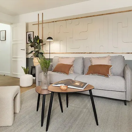 Daire Avellana - 1 A Neuilly-sur-seine