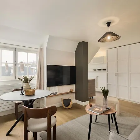 Daire Avellana - 1 A Neuilly-sur-seine Paris